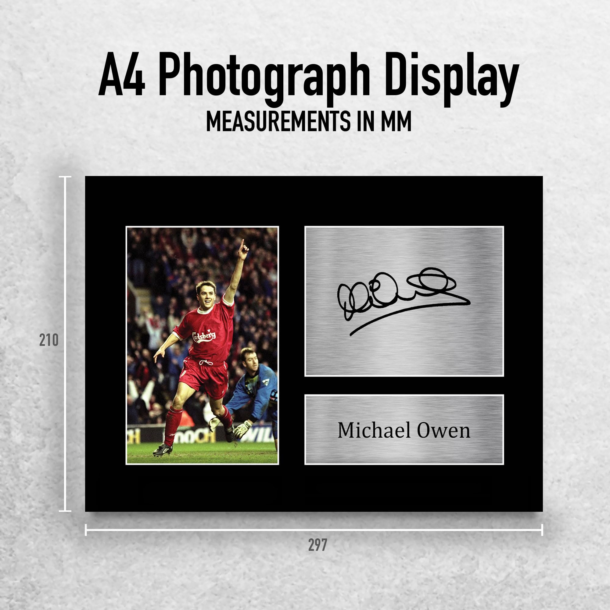 マイケルオーウェンMichael Owen　サイン入りフォトフレーム　証明書付 Amazon.co.jp: HWC Trading A4 Michael Owen Liverpool Gifts ファンと